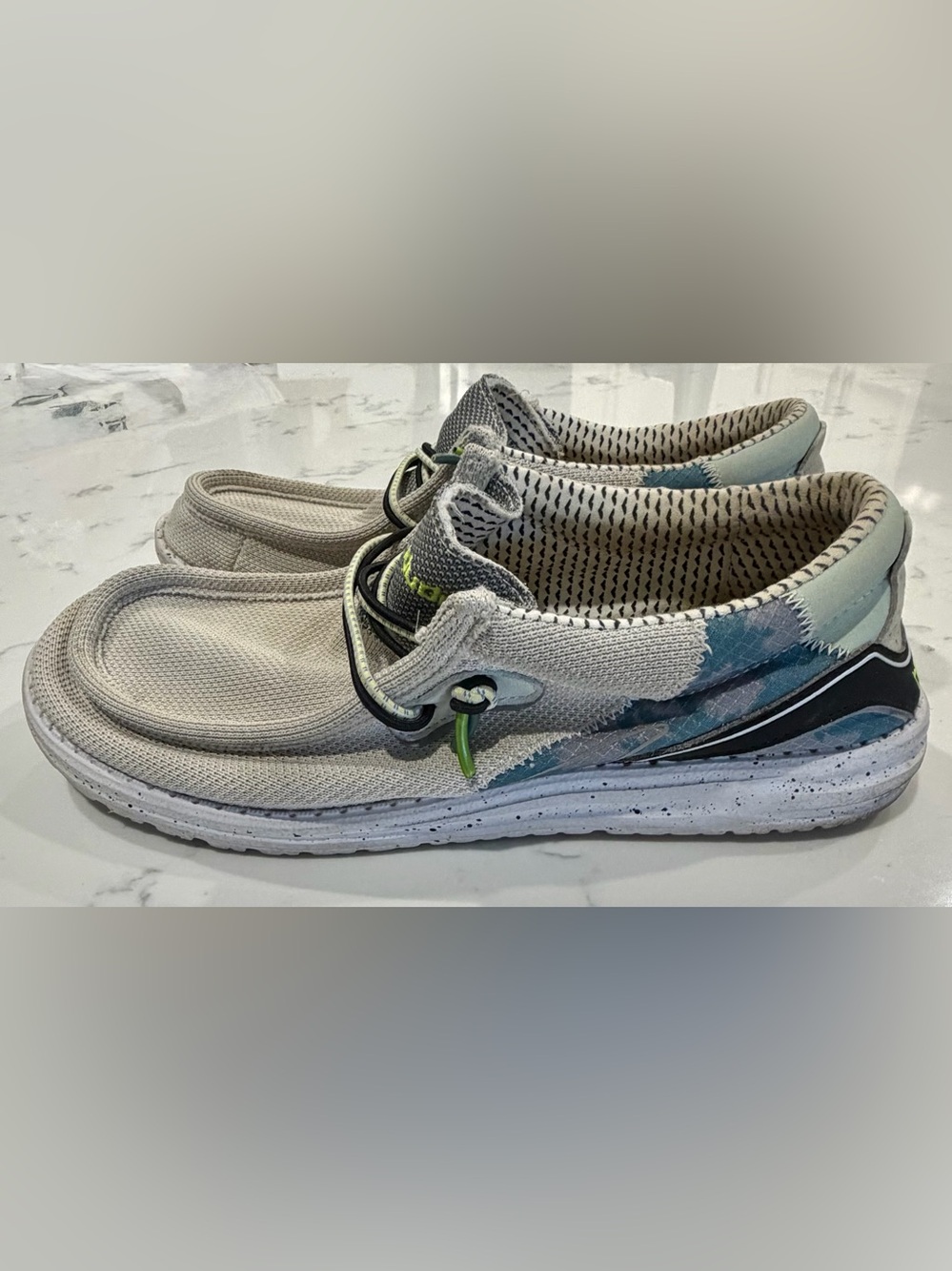 Hey Dude Men’s Wally Hawk White Palms Sz 10